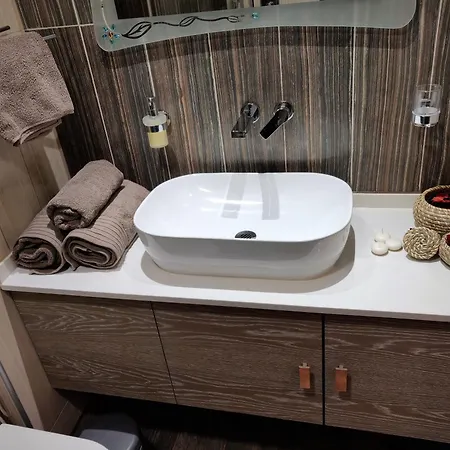 Διαμέρισμα Agias Sofias Street Luxurious Θεσσαλονίκη