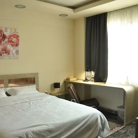 Agias Sofias Street Luxurious Διαμέρισμα Θεσσαλονίκη